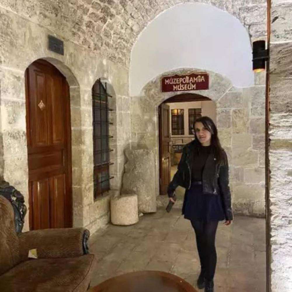 Köpeklerinden kaçarken 2 aracın çarptığı üniversiteli Sevda, yaşamını yitirdi 