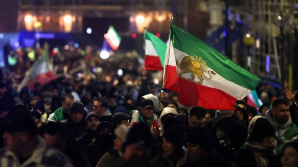 ABD&rsquo;den kendi vatandaşlarına uyarı&rsquo; İran&rsquo;dan &ccedil;ıkamıyorsanız T&uuml;rkiye ve Ermenistan&rsquo;a ge&ccedil;in&rsquo; 