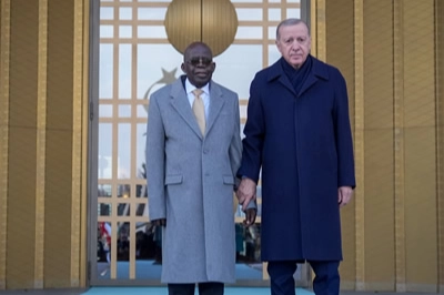 Nijerya Cumhurbaşkanı K&uuml;lliye'de